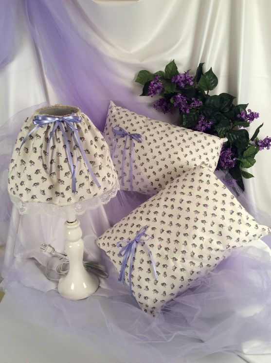 AAA_White Lamp with Lavender Fabric and Lavender Print Pillows Set