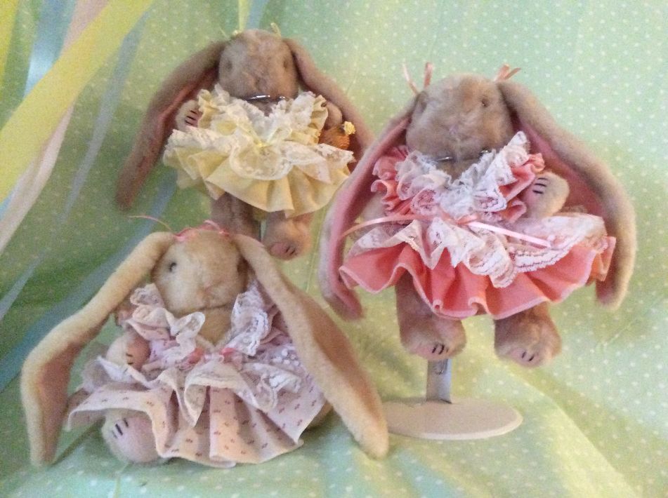 BEAR_AAA_Lop Rabbits